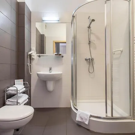 Hotel Mtj